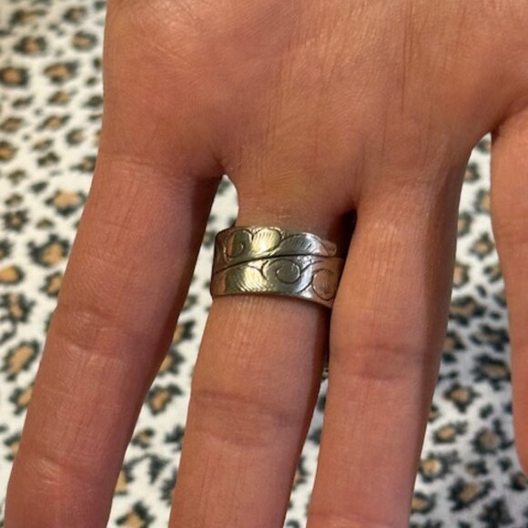 Amethyst Adjustable handcrafted Tibetan Ring! Beautiful Statement Ring! - Picture 5 of 8